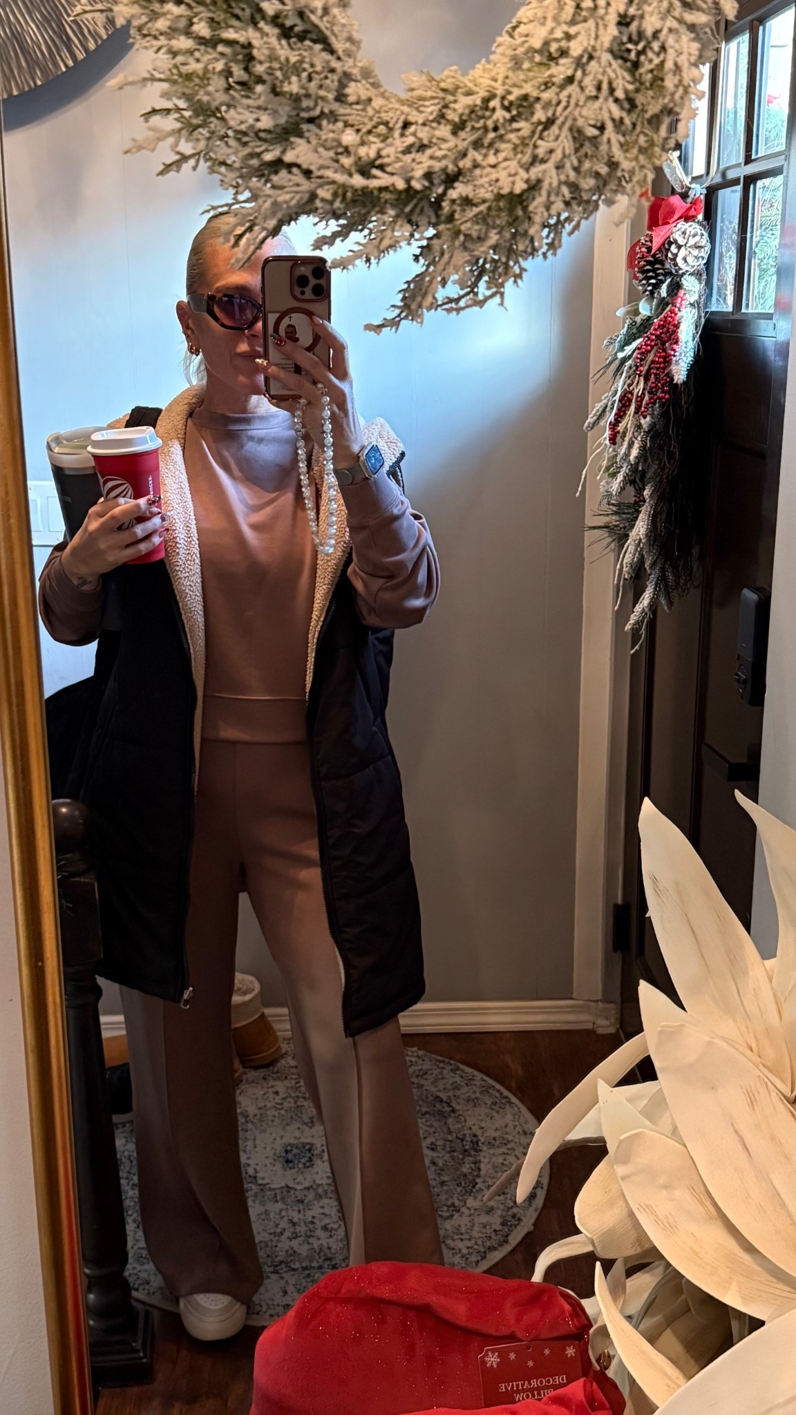 I’m screaming comfortable with this two piece set from Walmart! So comfy I’m in love!!!  #walmart 

#LTKU #LTKootd #LTKOver40