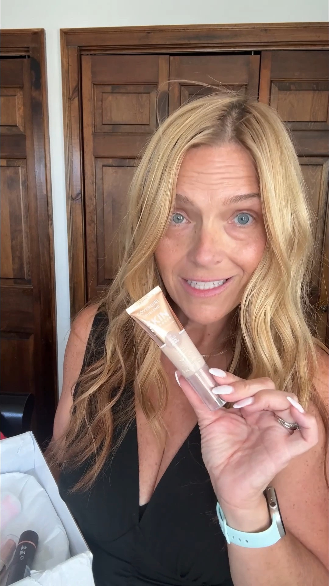 So many great “golden glow” goodies in this box! Contour, illuminator, Lippies and prime and refresh #covergirl #beautyover50

#LTKmorningroutine #LTKBeauty