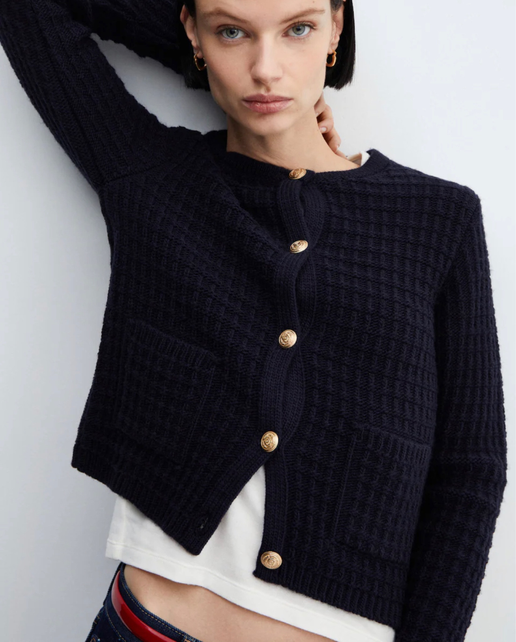 I always get asked about basic but chic cardigans- this one is perfection! Just ordered in both colours 🤍 #mango #cardigan

#LTKfindsunder50 #LTKSeasonal #LTKstyletip