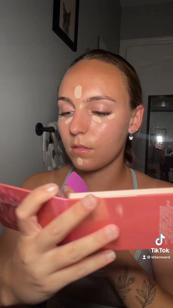 Day 2 of going through makeup I haven’t tried! Part 1 

#LTKBeautySale #LTKbeauty #LTKFind