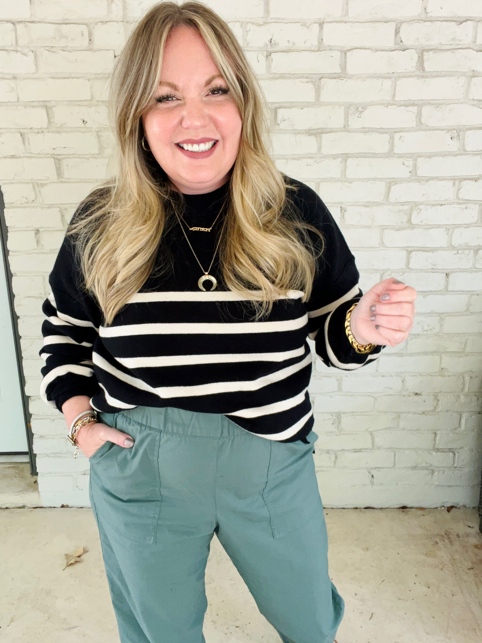 Medium sweater, 12 pants 

#LTKstyletip #LTKunder50 #LTKover40