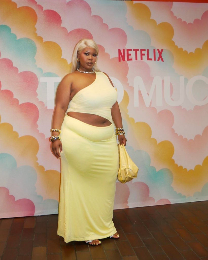 A butter yellow dress >>>>>>>>>> #plussizebabe #cutoutdress 

#LTKpartywear #LTKsummer #LTKplussize