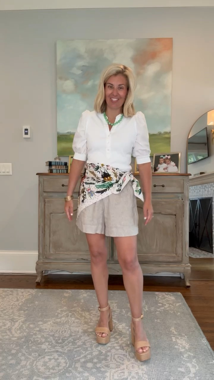 For all you for girls who don’t like shorts…these are for you! I wear an xs in the top and shorts and they are true closet keepers!

#LTKdayinmylife #LTKootd #LTKmomlife