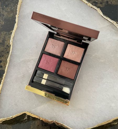 Loving the Tom Ford Hazy Sensuality Eye Shadow Quad. Read the full review on the blog. 

#LTKbeauty