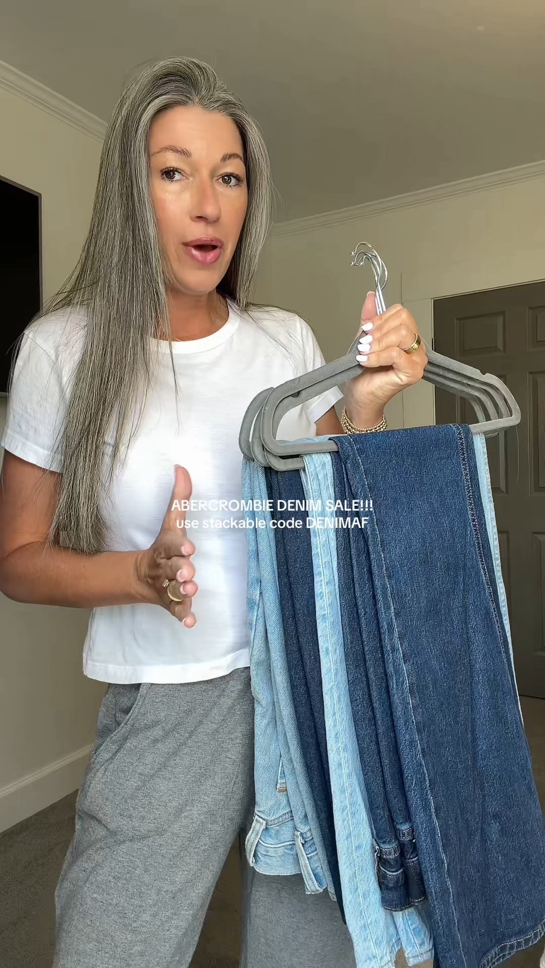 Wearing true size 27 L in first pair! Don’t size up!
Sized up one to a 28L in the first barrels
Stuck with true size 27 regular in dark barrels
Midrise bootcut sized up one for breathing room even though they have a little stretch ! 28 regular! 
@abercrombie #abercrombiepartner

I’m 5’7 all leg!!

#LTKTall #LTKootd #LTKSaleAlert