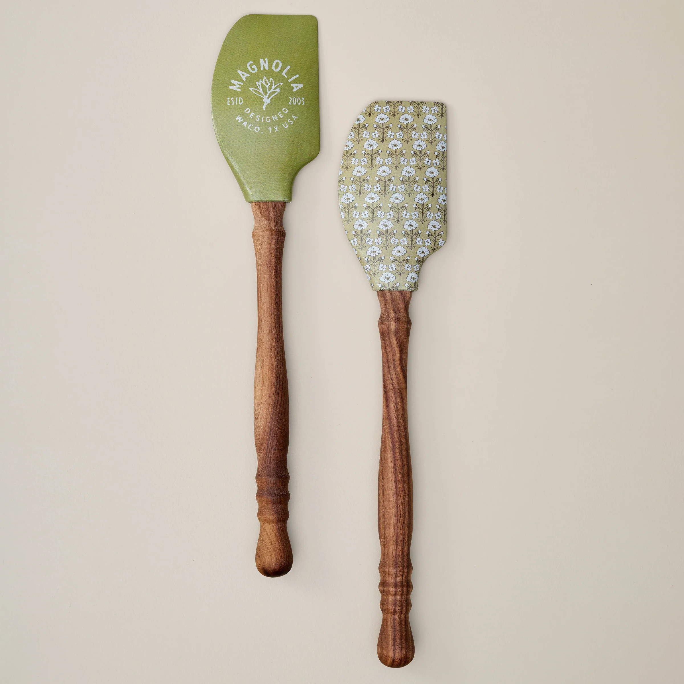 Magnolia Turned Handle Flower Spatula Bundle | Magnolia