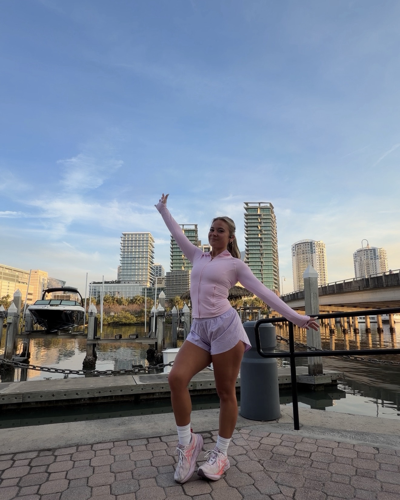 THESE COLORS R MY FAVVVV! ONER active code MADDI for $$ off!💟

#LTKActive #LTKootd #LTKfitnessgoals