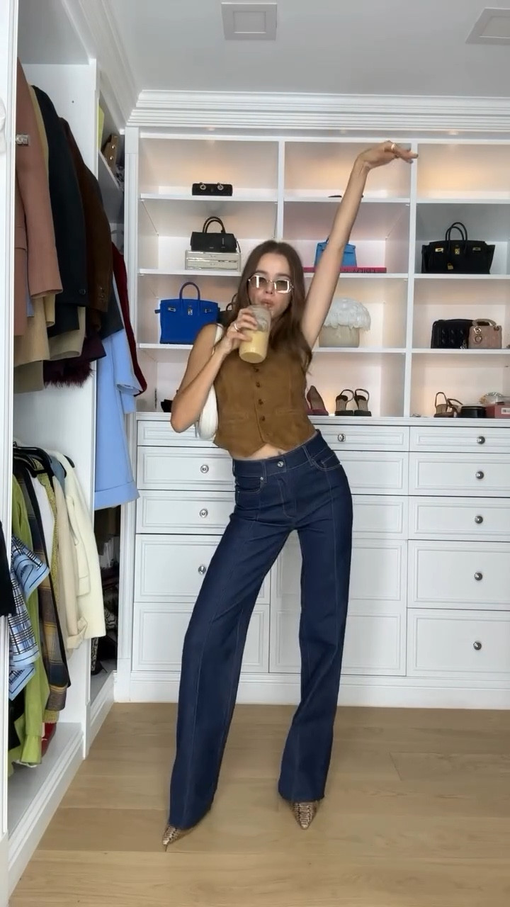 Nothing matches the energy of a GOOD outfit and good iced coffee ☕️ use code VALERIA15 at checkout on Paige!

#LTKWatchNow #LTKStyleTip