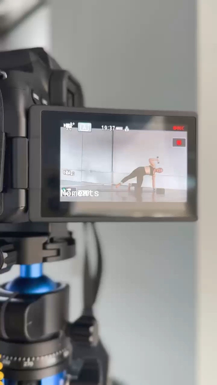 Filming Pilates content today 🎥
Linking what I wore for movement, filming, and studio days.

#LTKdayinmylife #LTKfitnessgoals