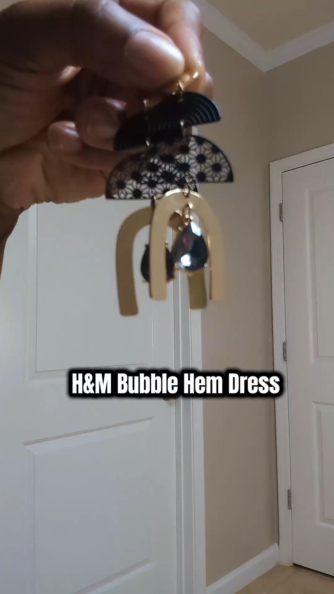 This bubble hem dress can be paired with heels or sneakers. Wear this dress for date night, work, or for your next event.


#LTKgrwm #LTKootd #LTKdayinmylife