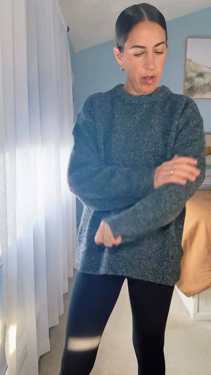 The 3 items I am wearing are all a 100 👌🏻. My favorite leggings that I’ve posted a million times about.
Amazon sweater that feels and looks like it should be $200 from jcrew. And these @Rothy's clogs are so beautiful. I love the tortoise like bottom and the natural color that goes with everything.
Sweater- sm 
Leggings- xs

#LTKootd #LTKgrwm #LTKmomlife