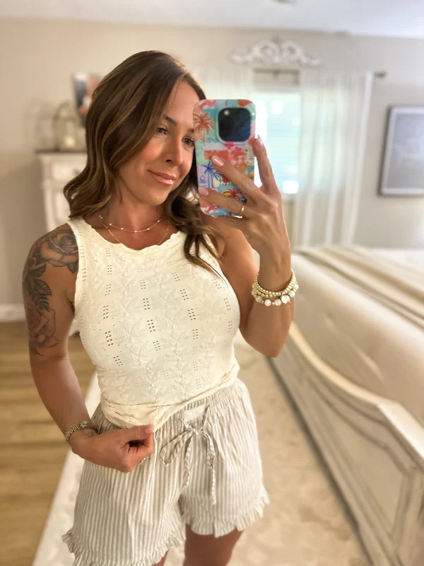 Dana Floral Edge Top - Ivory | Tennessee Jane