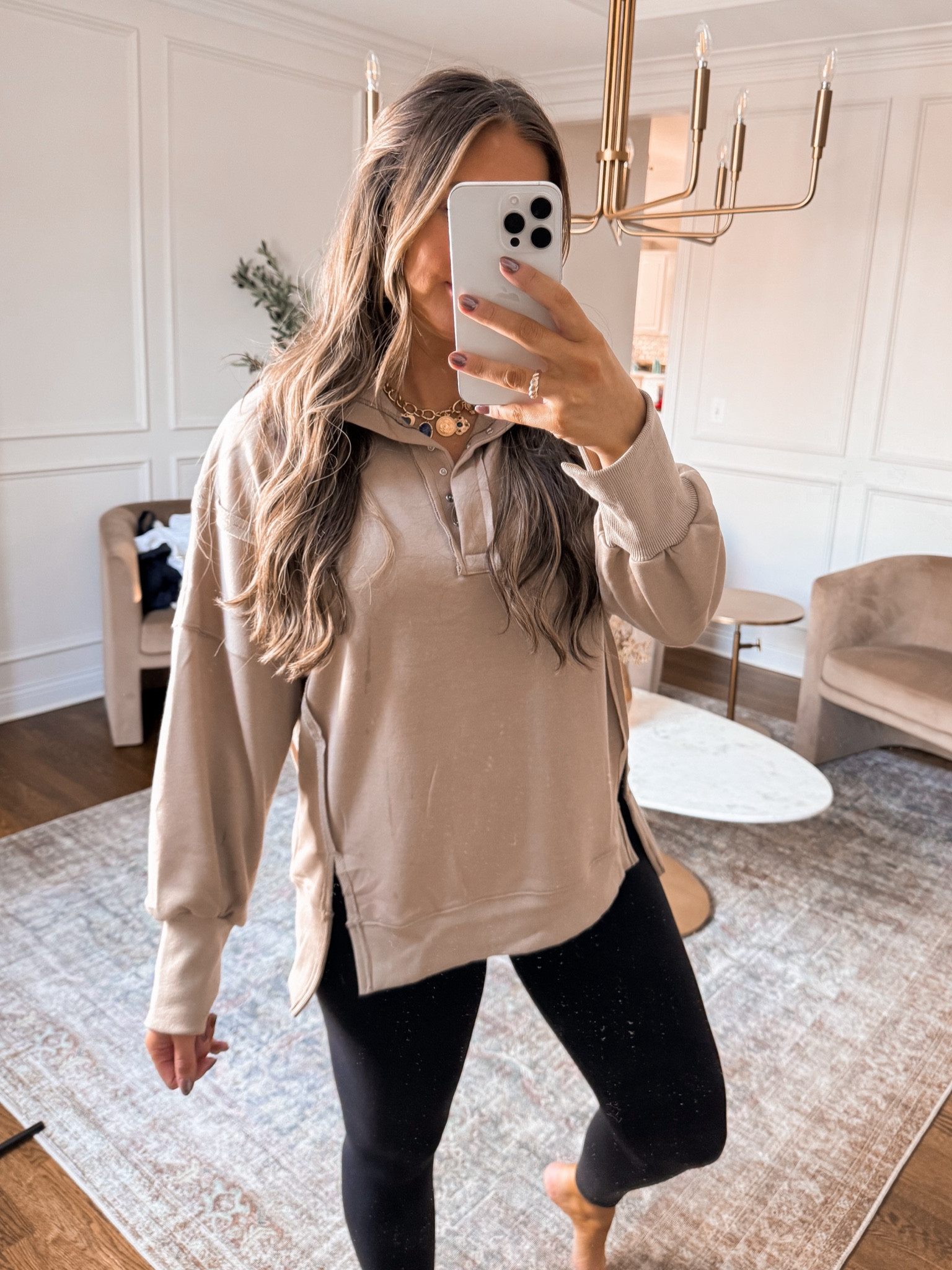The perfect Amazon pullover sweatshirt for fall goes perfectly with leggings. I’m wearing a medium! 



#LTKFindsUnder50 #LTKSeasonal #LTKStyleTip