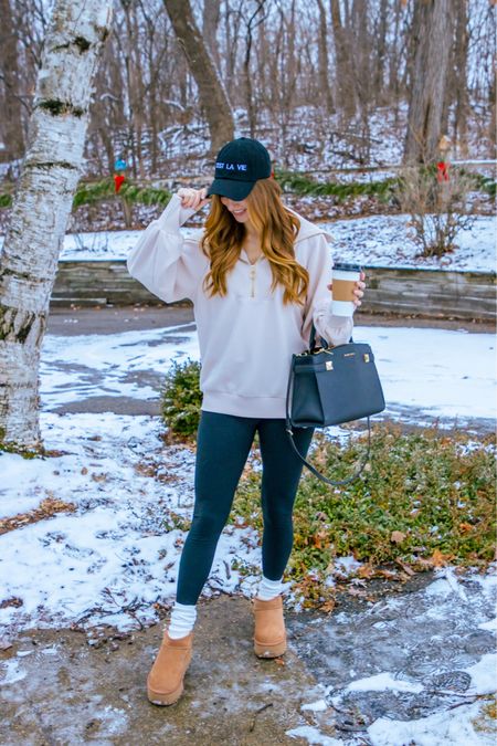 I’ve had this pullover for almost a year and a love it so much that I recently ordered a similar one in another color!

Ugg boots outfits | ugg ultra mini platform boots | leggings outfits | Amazon fashion finds | Amazon clothes | Amazon outfits


#LTKfindsunder100 #LTKSeasonal #LTKfindsunder50