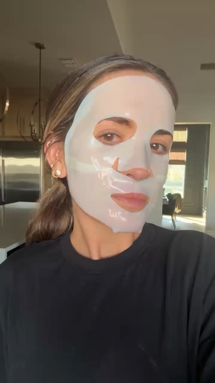 My favorite makes for amazon! 

morning routine, self care routine, daily wellness habits

#LTKOver40 #LTKmorningroutine #LTKBeauty