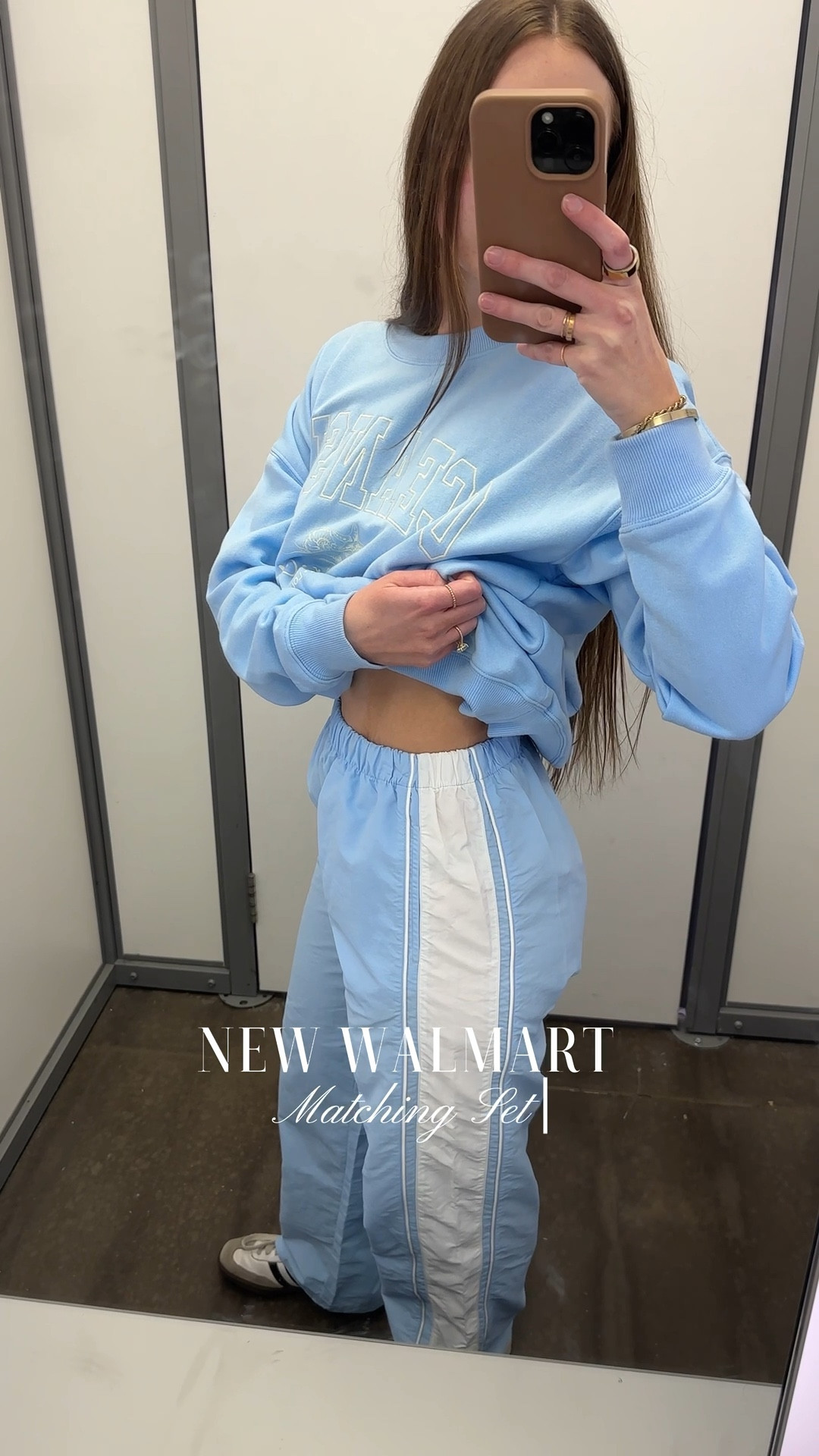 This set for hot girl walks! 