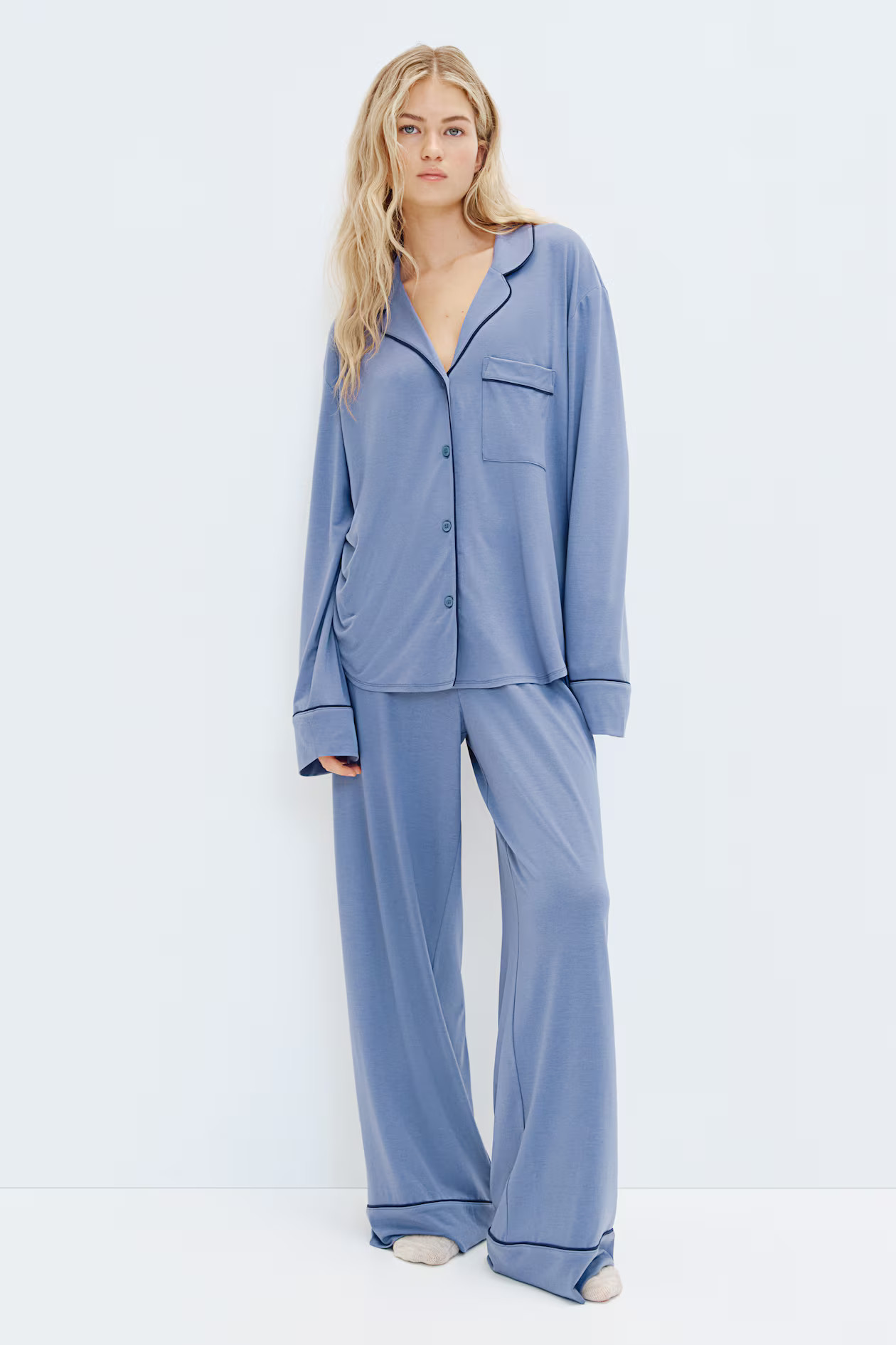Viscose-blend pyjamas | H&M (UK, MY, IN, SG, PH, TW, HK)
