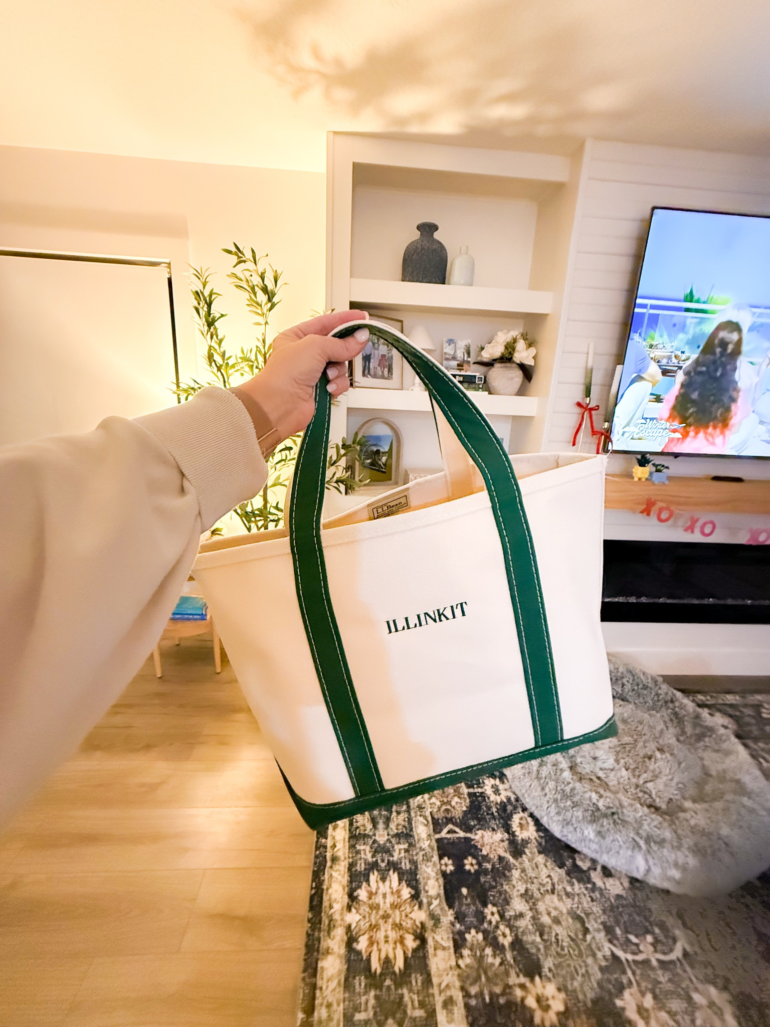 This might be my favorite tote yet! The LL Bean Boat and Tote in size medium. 

#LTKTravel #LTKOver40 #LTKActive