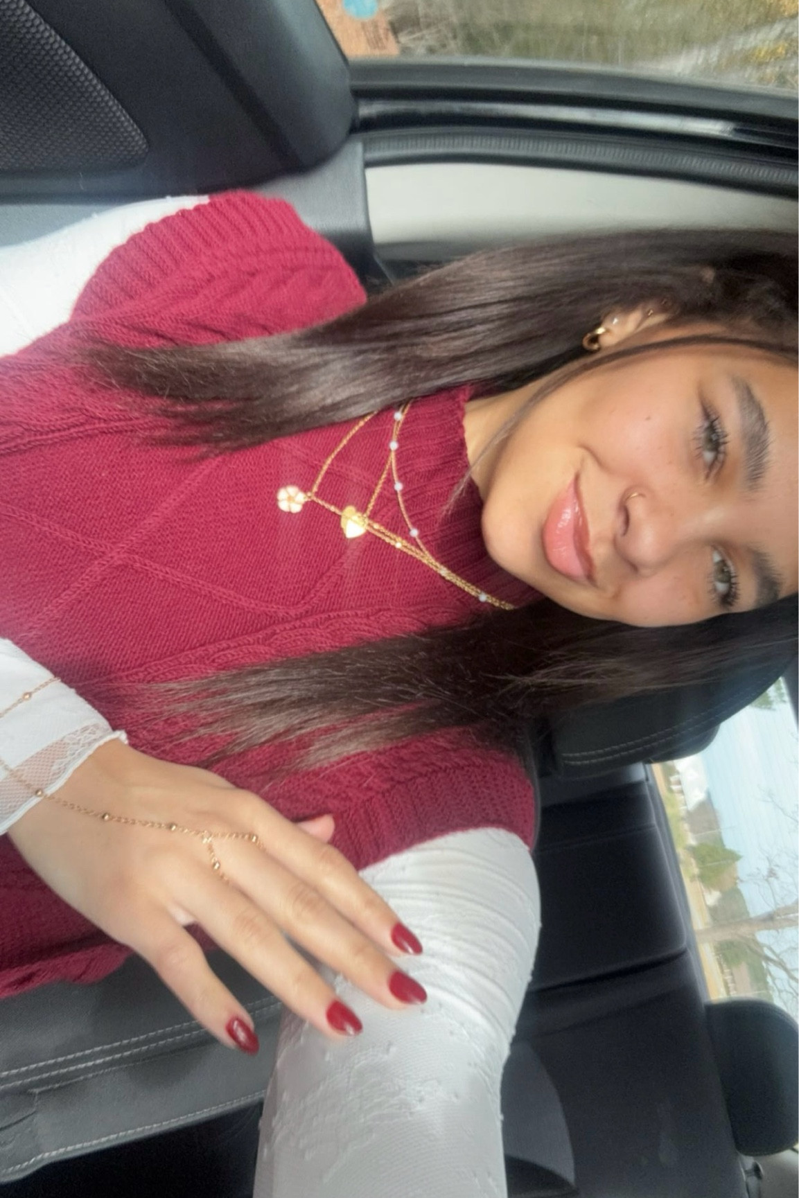 gold jewelry 😍 (all from evry jewels. top necklace is ‘lover girl’ necklace, middle is ‘faith over fear’ necklace, & bottom is ‘honolulu’ necklace! use code lilylewis for $ off!) lace top is shein code 26695118

#LTKBeauty #LTKMostLoved #LTKStyleTip