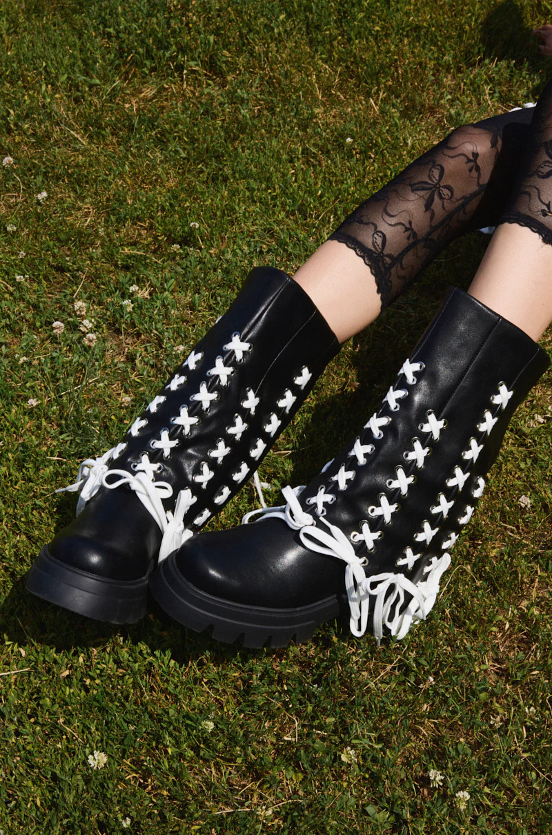 AZALEA WANG ANSELM BLACK LACE TIE BOOTIE | AKIRA