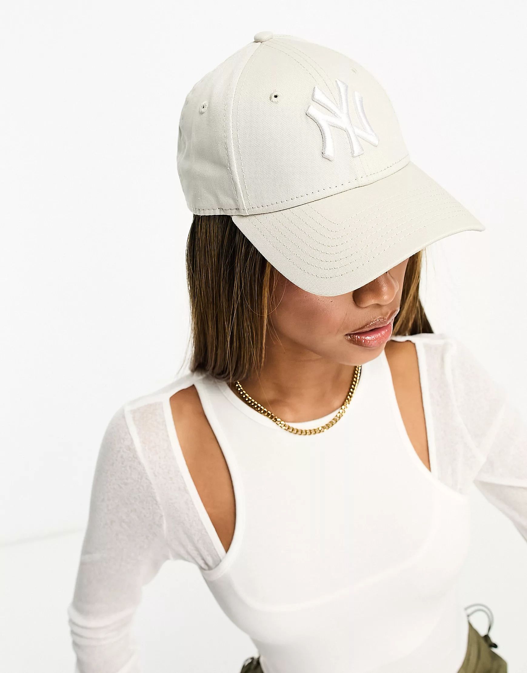 New Era 9Forty NY cap in beige | ASOS (Global)
