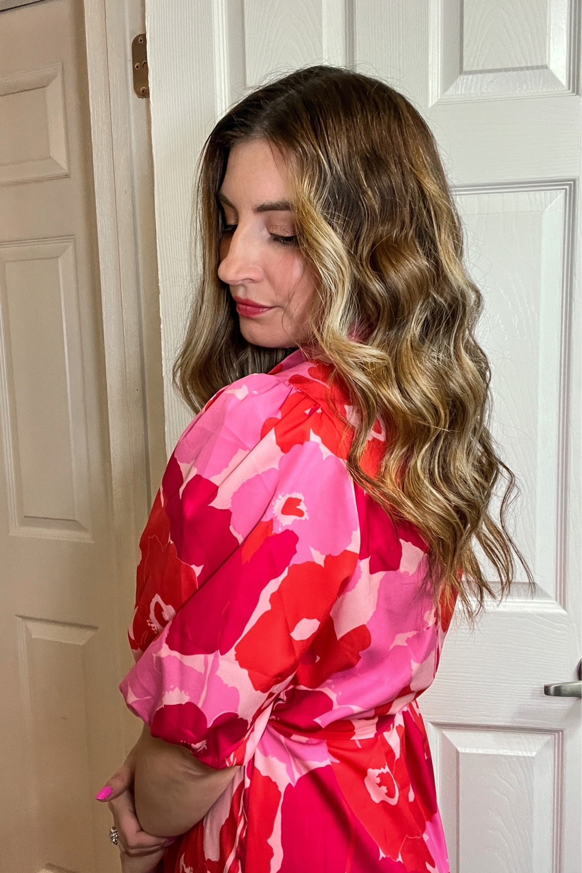 Beachwaver Multi Barrel Curling iron set - use code: KATIEEWAVE for an extra 10% off
Pink floral print dress under $20, summer fashion, summer outfits, mini dress, summer dress, vacation dress 

#LTKFind #LTKbeauty #LTKsalealert