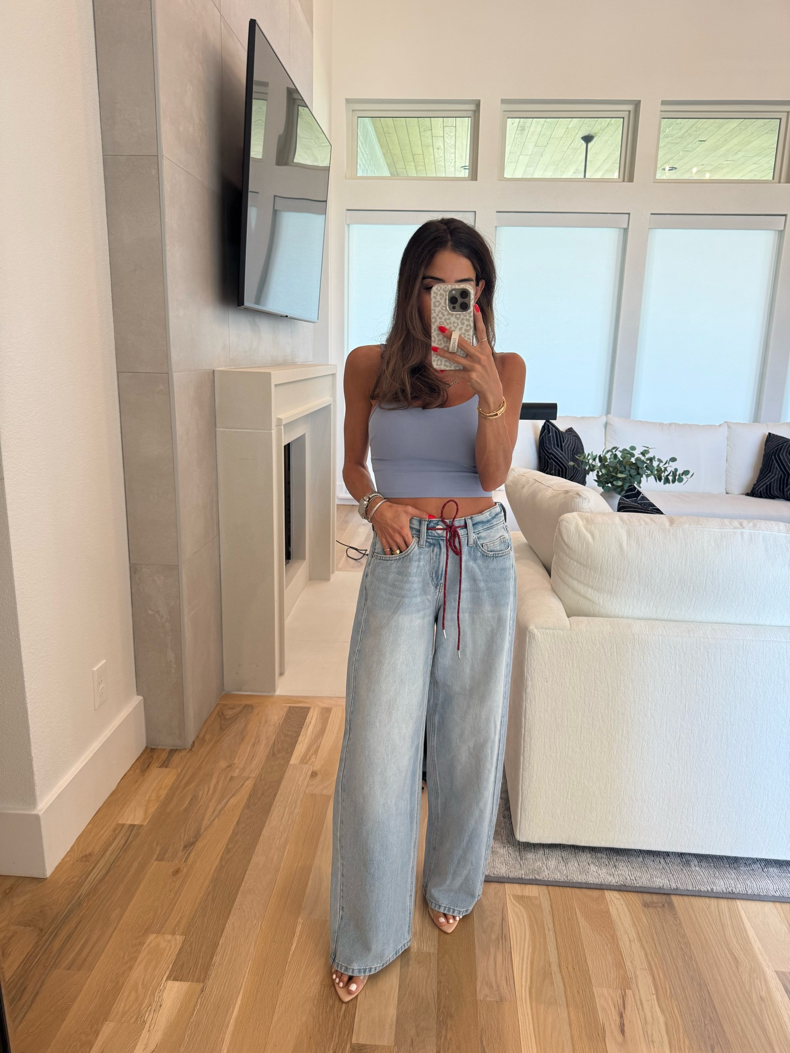Wide leg jeans size 00

#LTKPetite #LTKSaleAlert #LTKootd