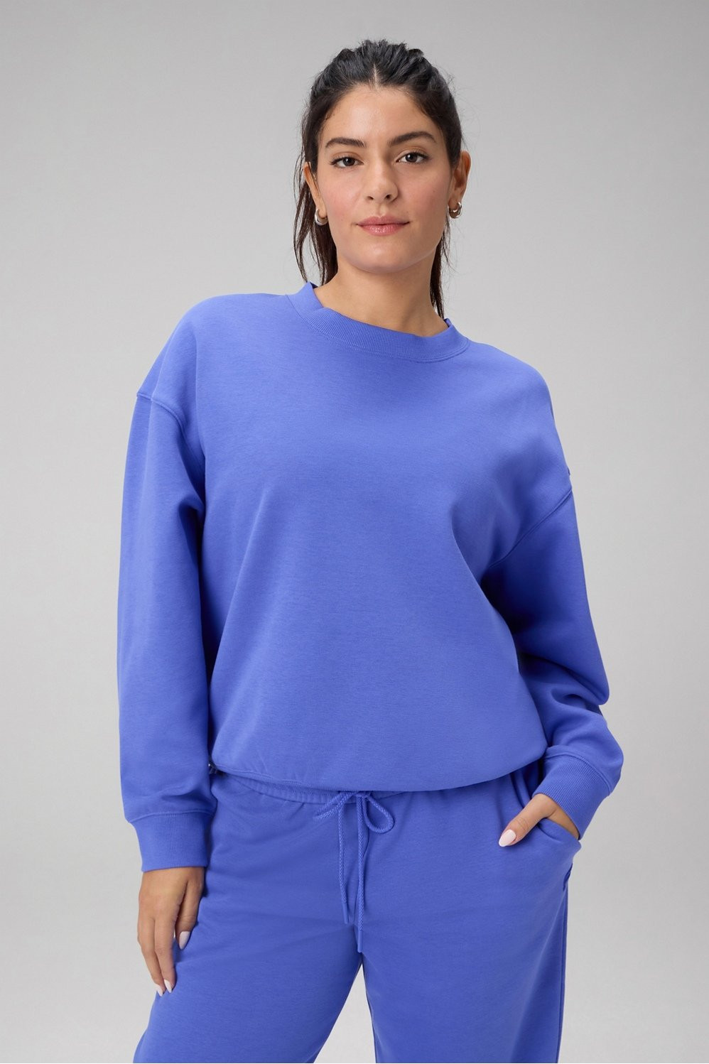 Cozy Fleece Crew Neck Sweatshirt | Fabletics