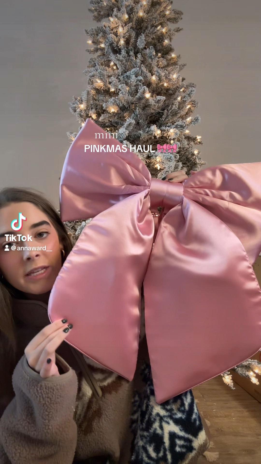 PINKMAS BOW TOPPER 🤗🎀💕✨ PINKMAS decor. Pink Christmas decor. Bow aesthetic. Coquette aesthetic  