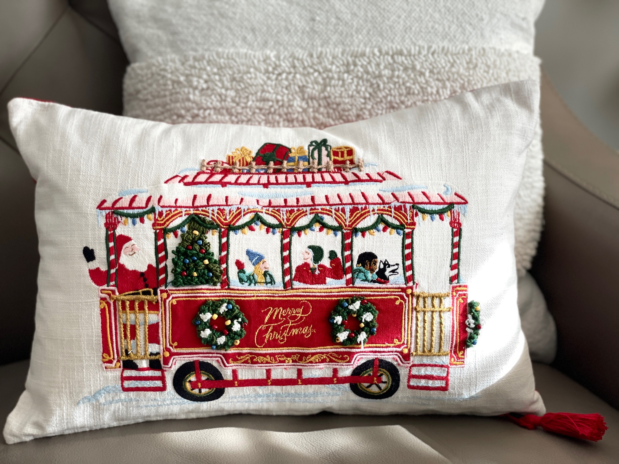 I’m obsessed with this beautiful Christmas trolley pillow from Target. It has so much detail and embroidery! 🎅🏻

#LTKSeasonal #LTKHoliday #LTKhome