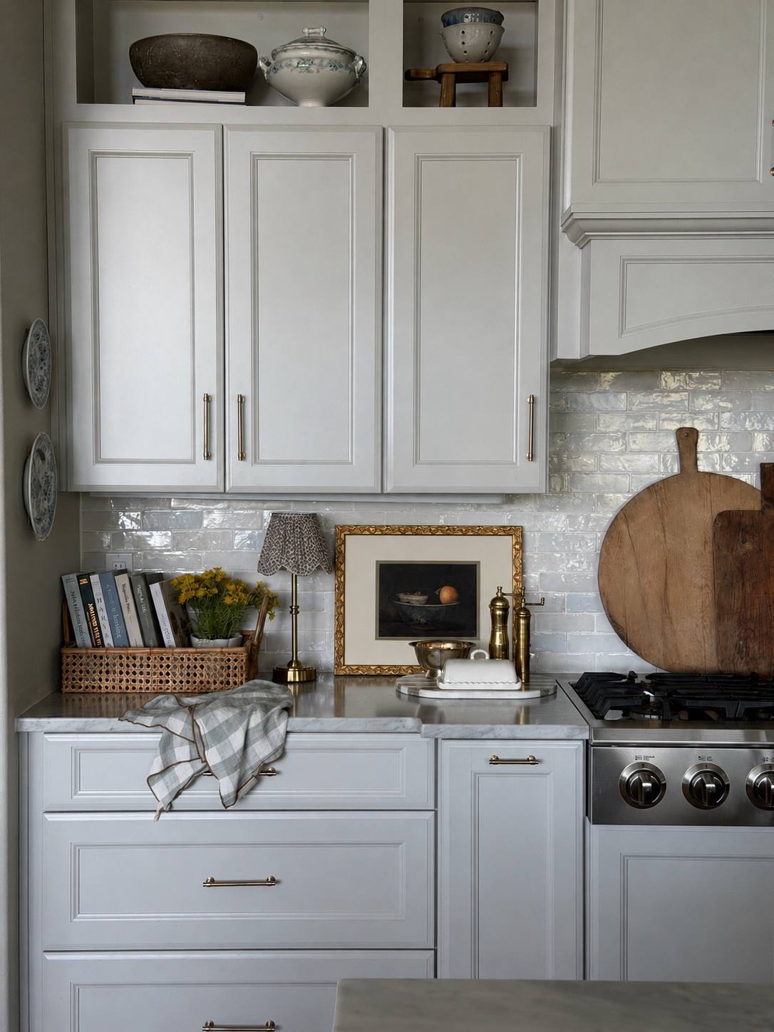 I love this cozy corner of our kitchen! 

home decor, interior design, kitchen decor 

 