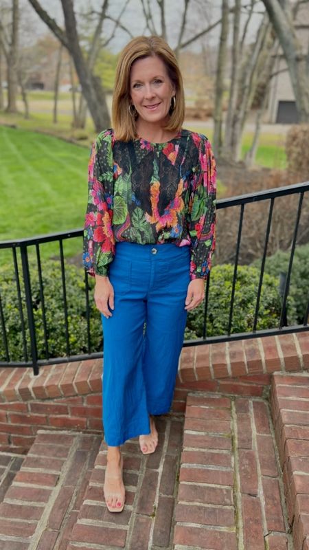 🌸Spring Capsule Styled Looks🌸

Day 12~ Another fabulous look with those wide leg pants!

#LTKstyletip #LTKworkwear #LTKSeasonal