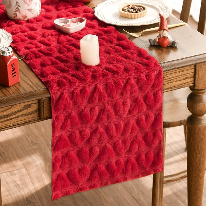Artoid Mode Red Soft Plush Faux Fur Jacquard Heart Valentine's Day Table Runner, Seasonal Kitchen... | Amazon (US)