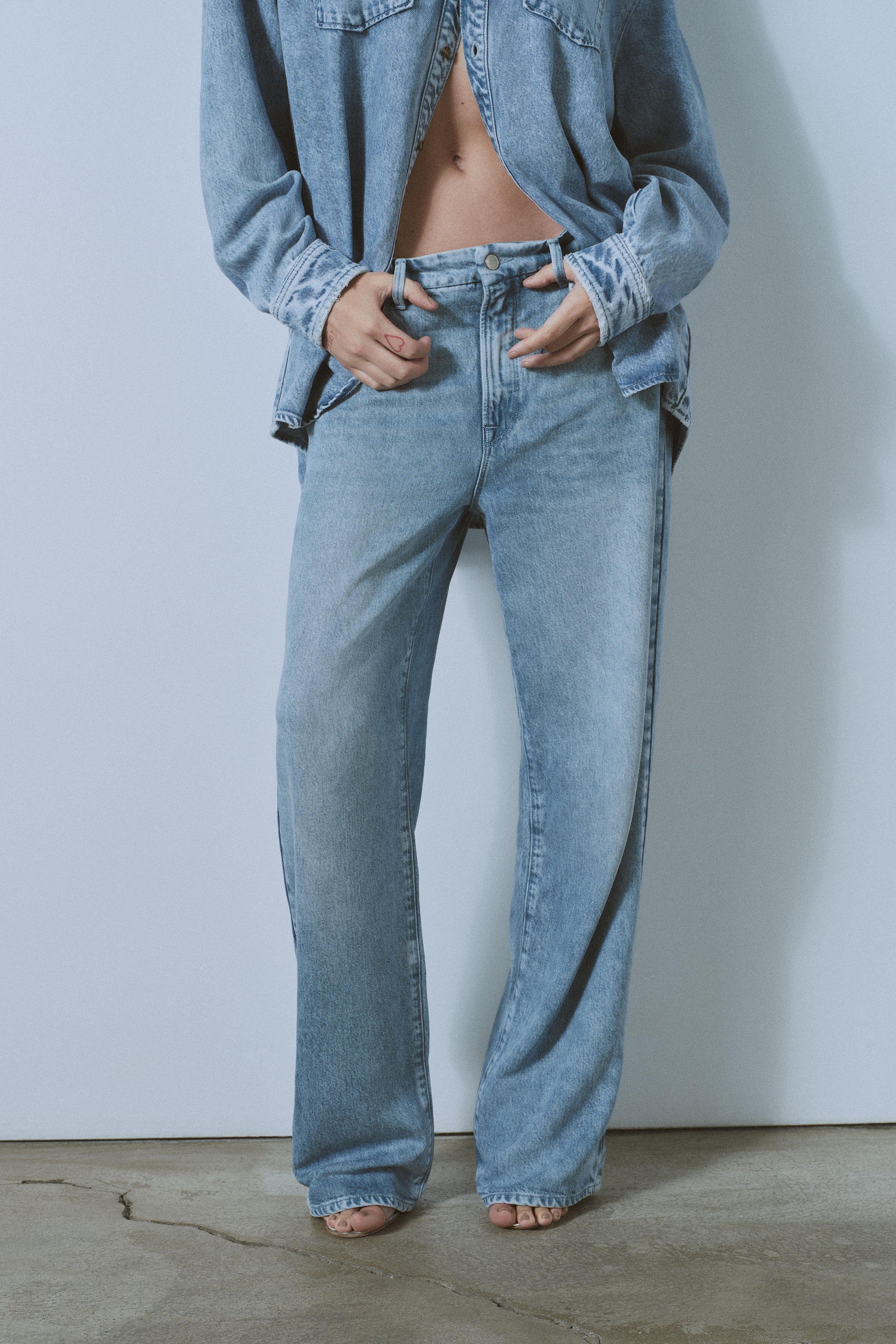 GOOD '90s WEIGHTLESS JEANS | INDIGO396 | Good American