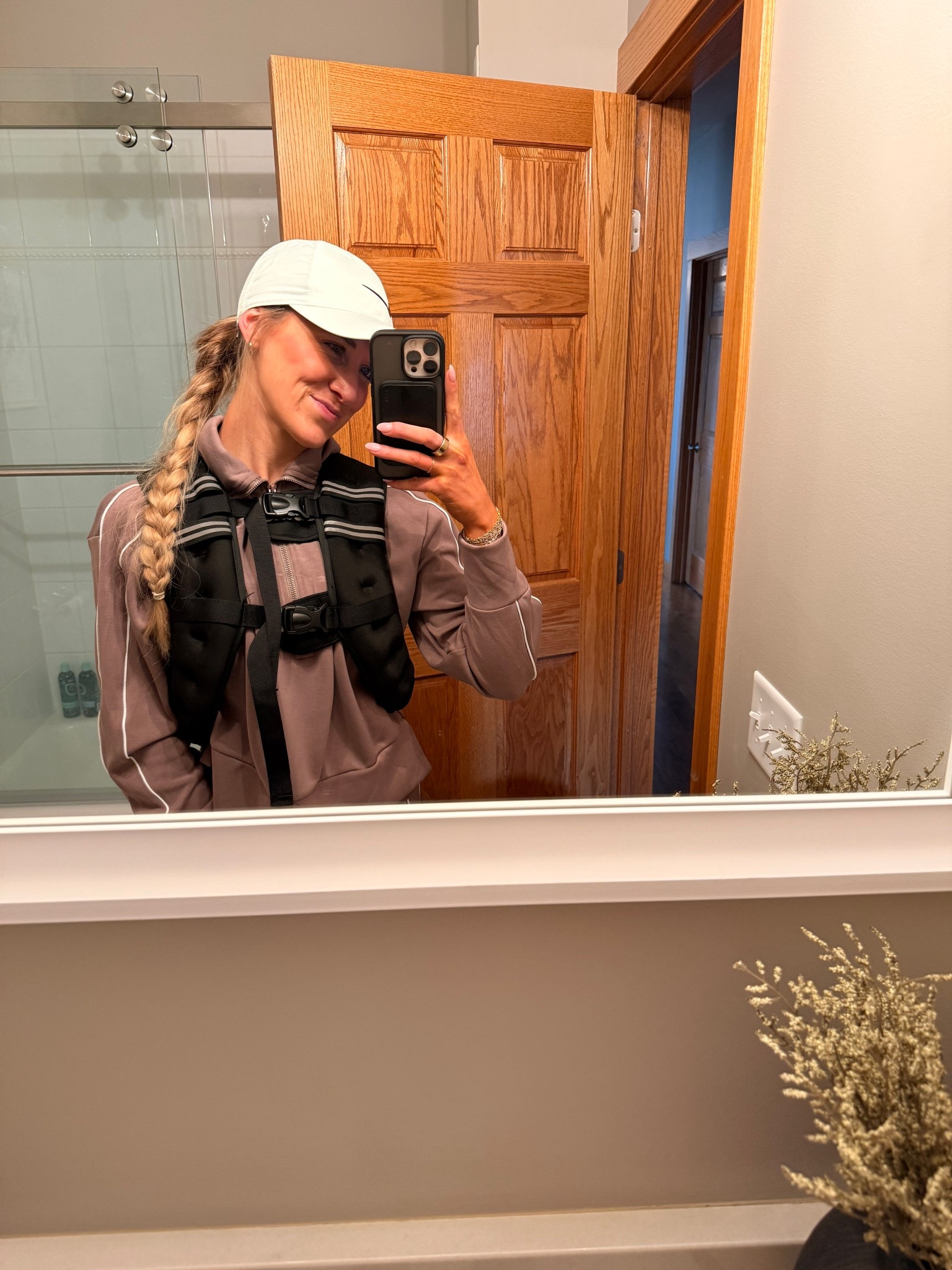 Weight vest walk!

#LTKdayinmylife #LTKselfcare #LTKfitnessgoals