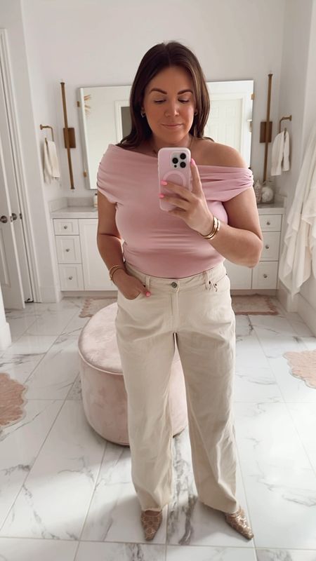 curvy look for spring! wearing size large in off the shoulder light pink top and size 32 in cream denim 

#LTKfindsunder100 #LTKmidsize #LTKSpringSale