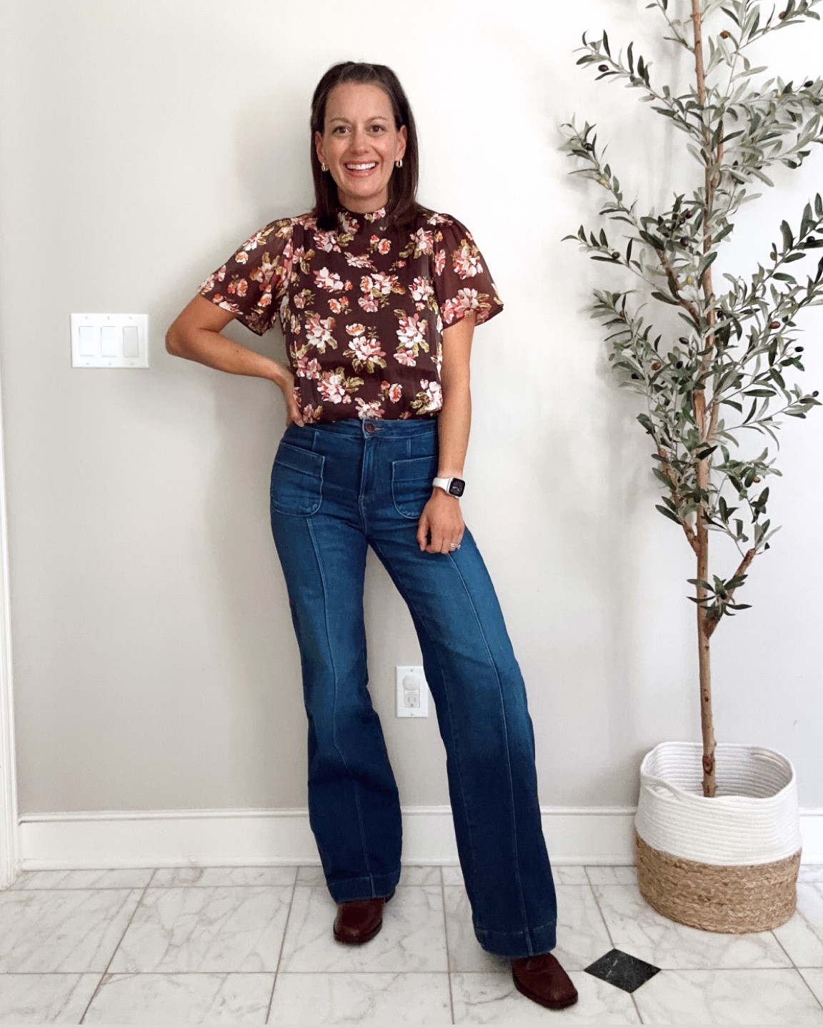 Kohls try on haul! Jeans run a tad big, top runs true to size.  Everything on deal right now! 

@kohls #kohlspartner #kohlsfinds



#LTKSeasonal #LTKSaleAlert #LTKOver40