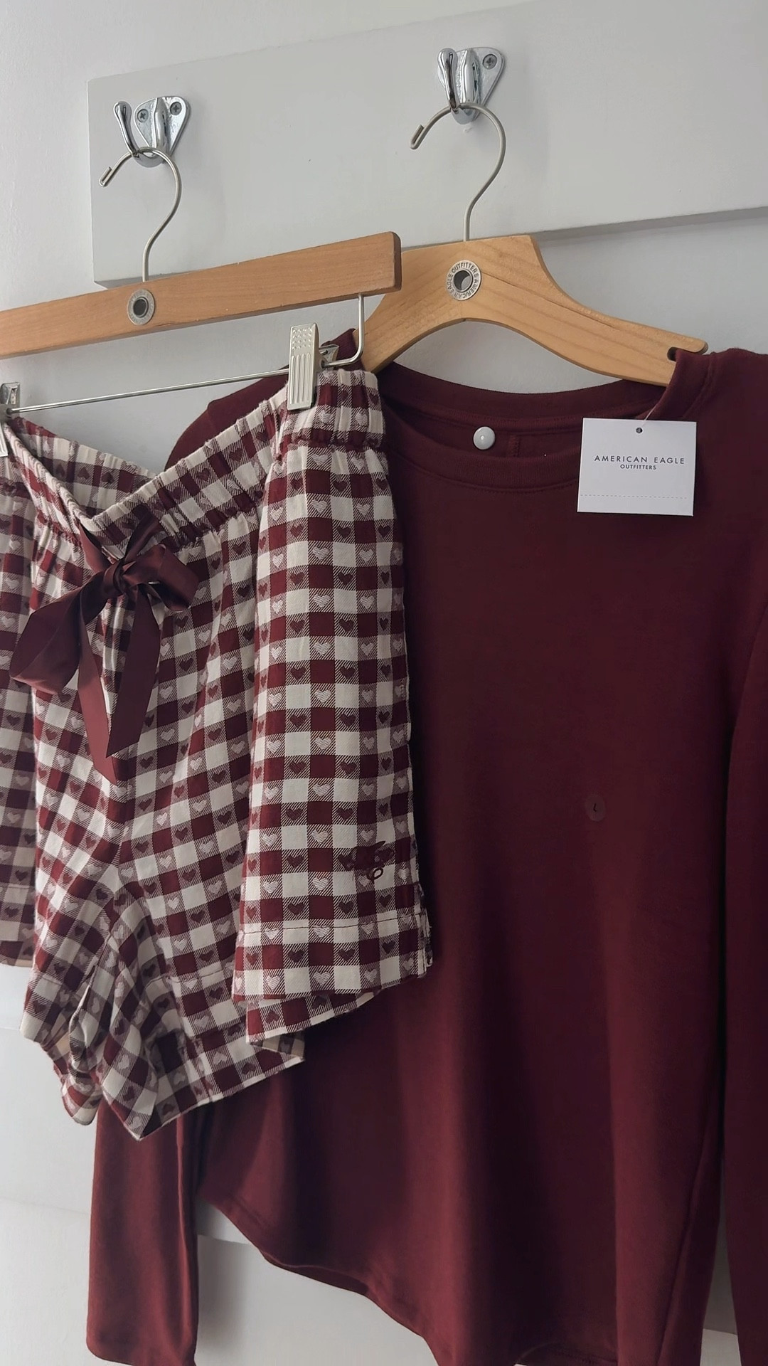 American Eagle just launched the cutest Christmas pajamas! 🧸☁️🧦🤍

Christmas pajamas - pajama set - cozy christmas

#LTKSeasonal #LTKFindsUnder100