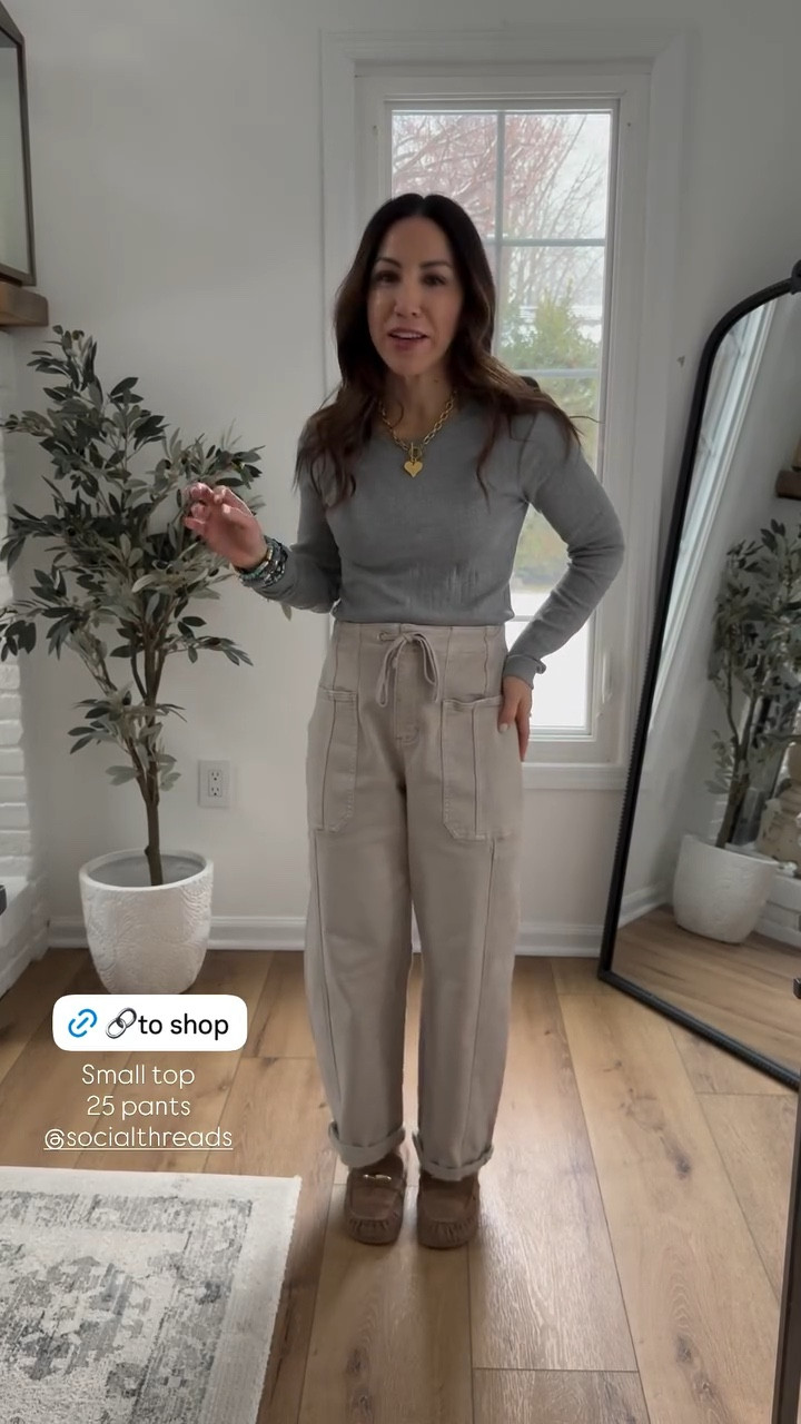 25 Cargo pants, small top, shoe size down.

#LTKOver40