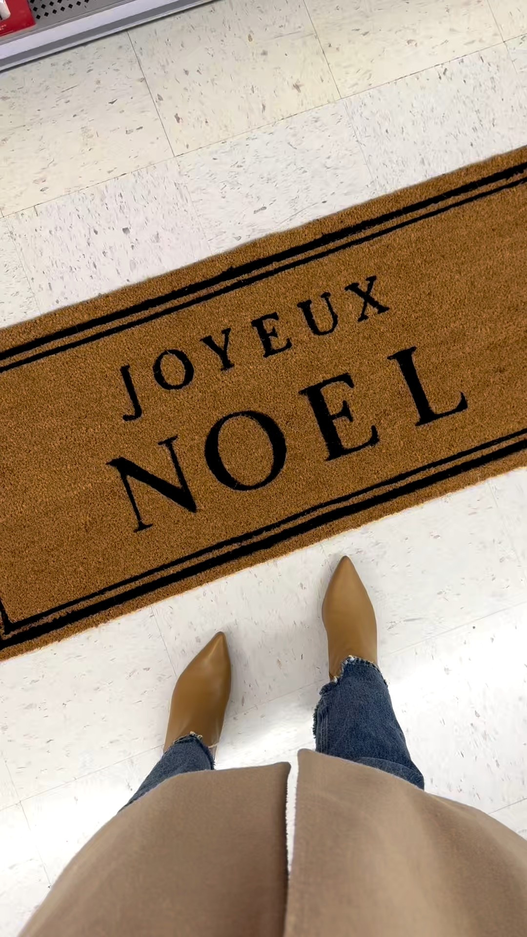 One last Christmas decor shopping trip - this time, to Walmart Canada 


#LTKHoliday #LTKHome #LTKFindsUnder50