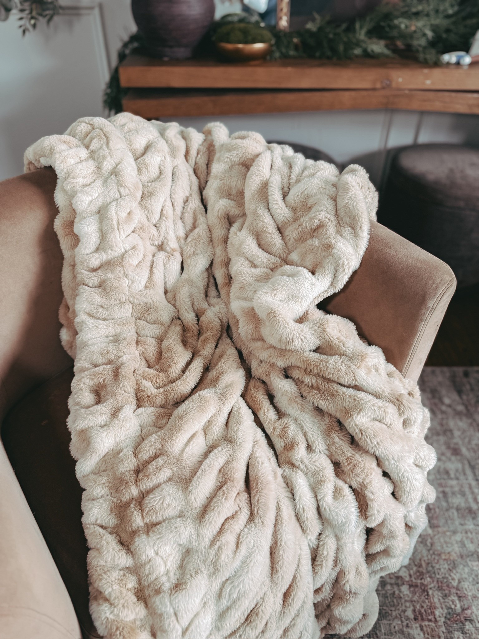 The gift any cozy gal would love - the best plush Lola blanket - perfect winter staplee

#LTKHoliday #LTKGiftGuide #LTKCyberWeek

#LTKmomlife #LTKHoliday #LTKGiftGuide