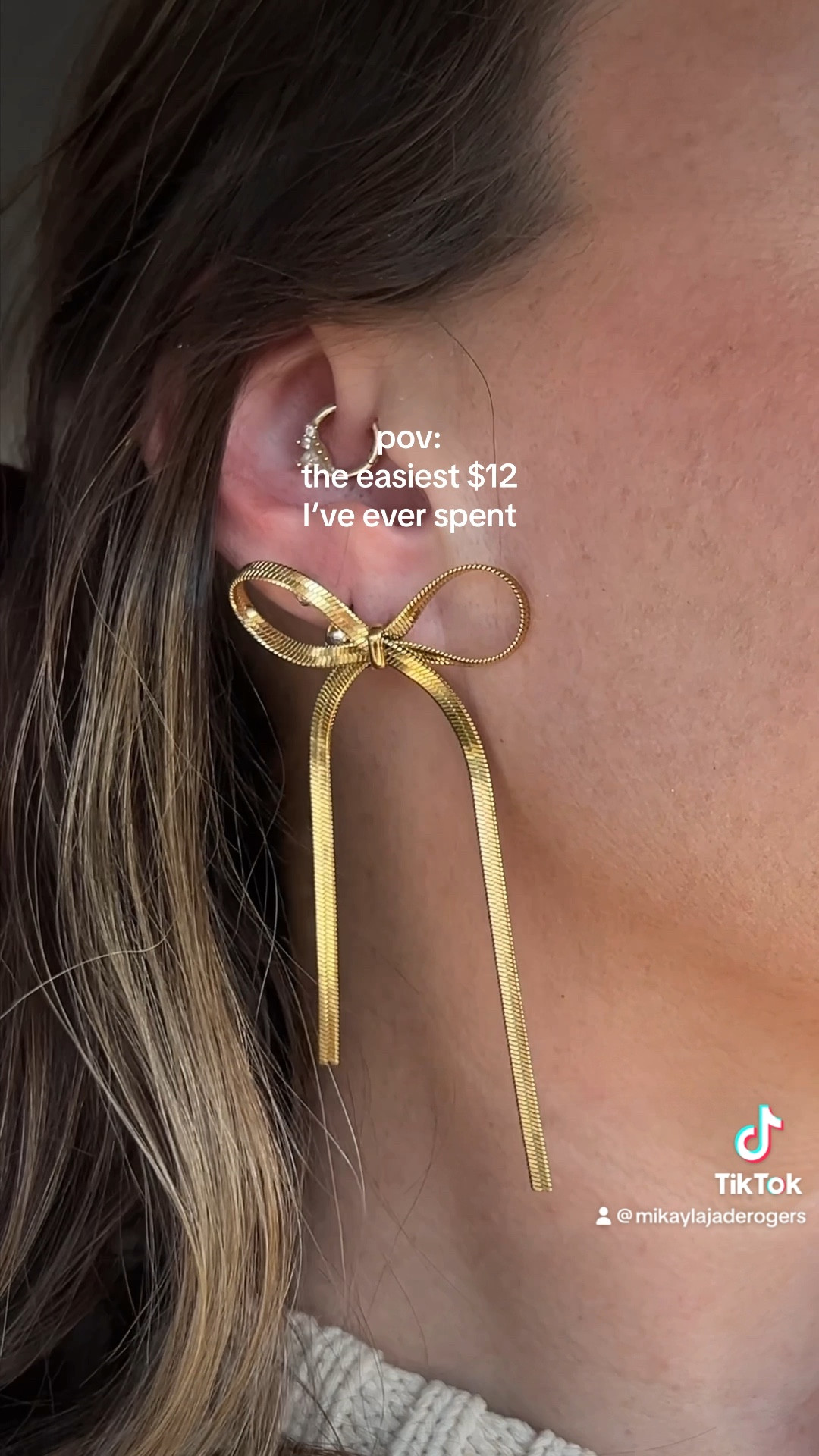 the perfect bow earrings 🎀 only $12 from Amazon!

#LTKHoliday #LTKSeasonal #LTKGiftGuide