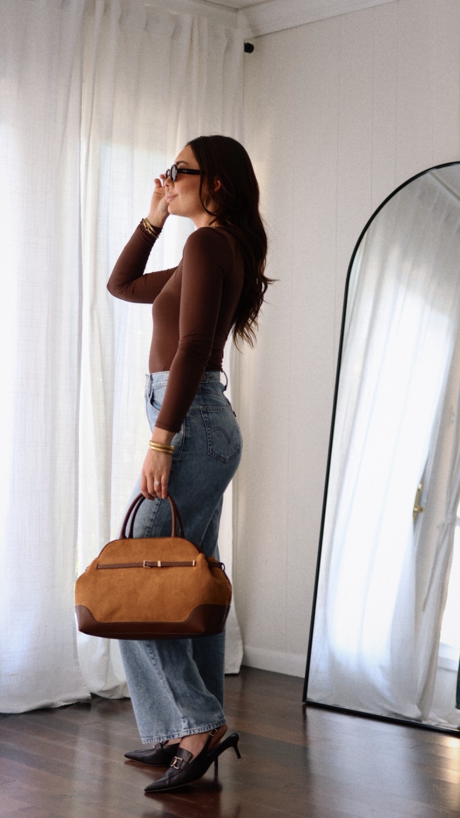 Viral cinch Levi’s are a must!!!! Love that I can finally wear Levi’s with no gapping. Wearing size 24 - run 1 size large  

#LTKFindsUnder100 #LTKSeasonal #LTKStyleTip