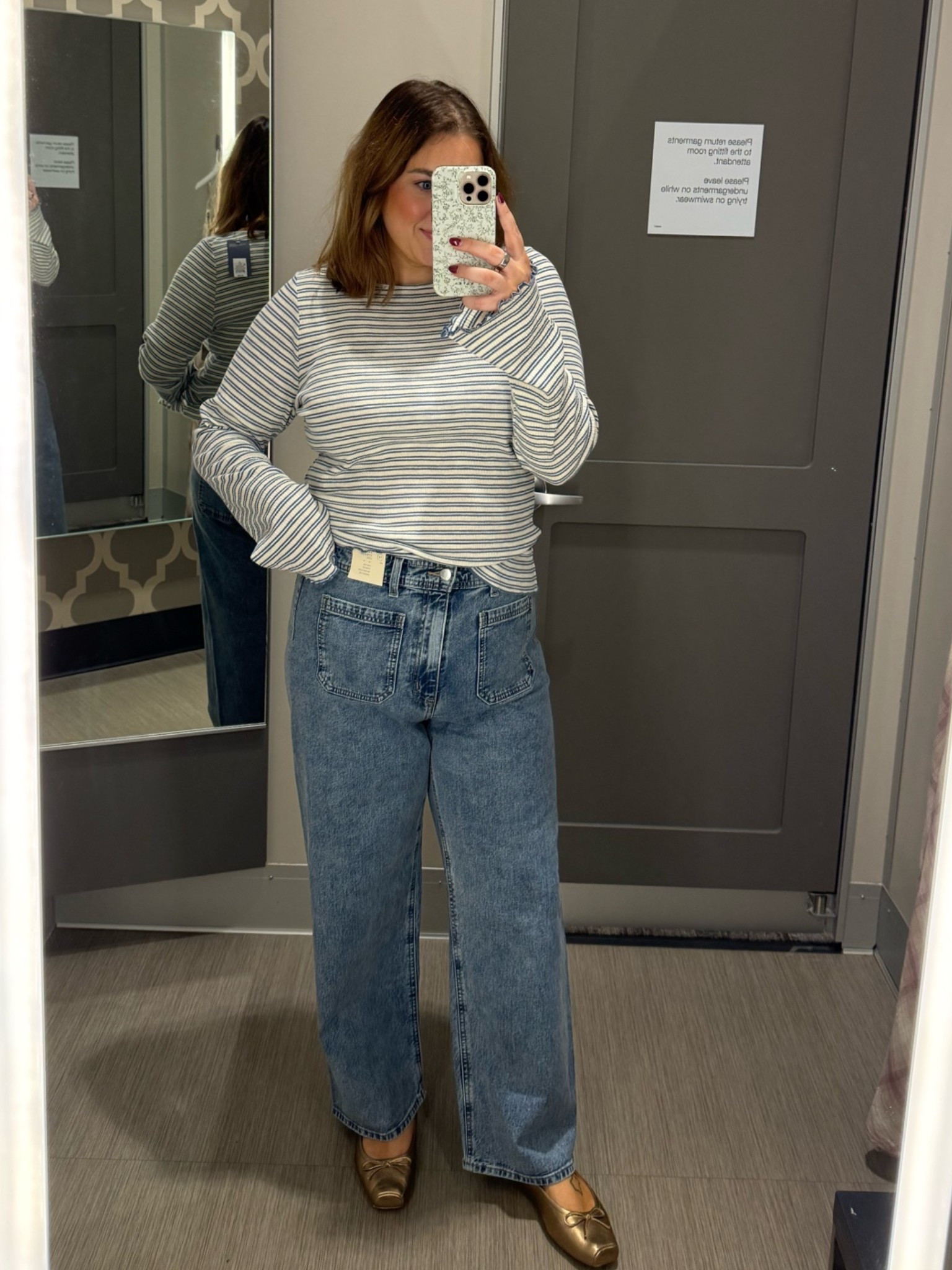 Perfect straight leg jeans under $40! Wearing a 14 my true size.

#LTKMidsize #LTKPlusSize #LTKootd