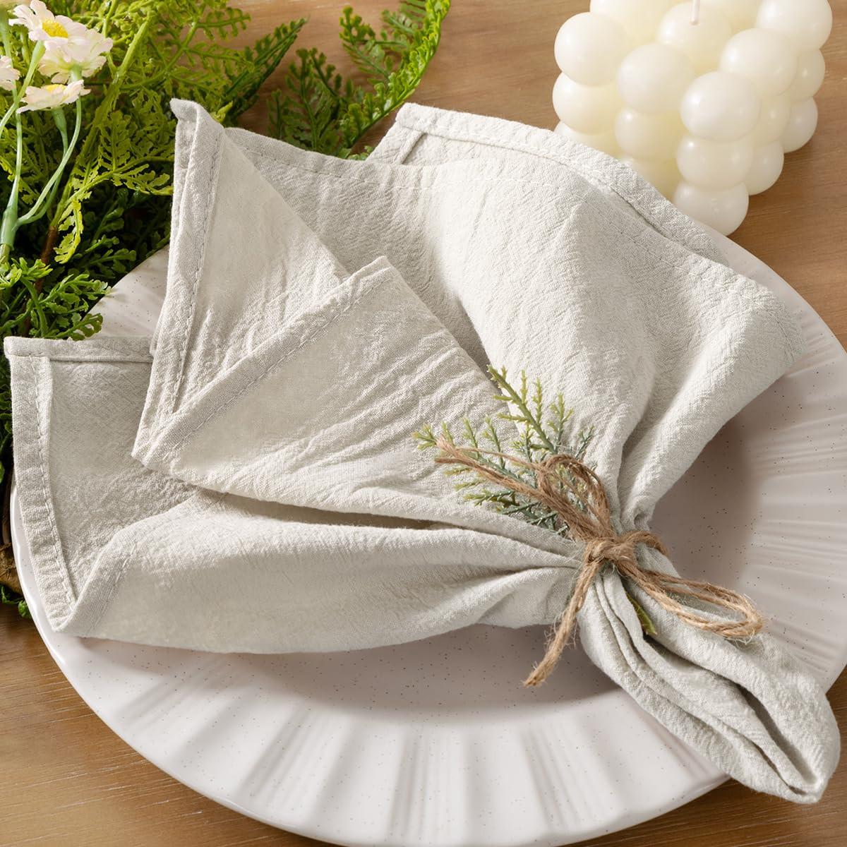 Socomi Cloth Napkins Beige Christmas Washable Reusable Bulk Linen Cotton Napkins Set of 4 17"x17"... | Amazon (US)