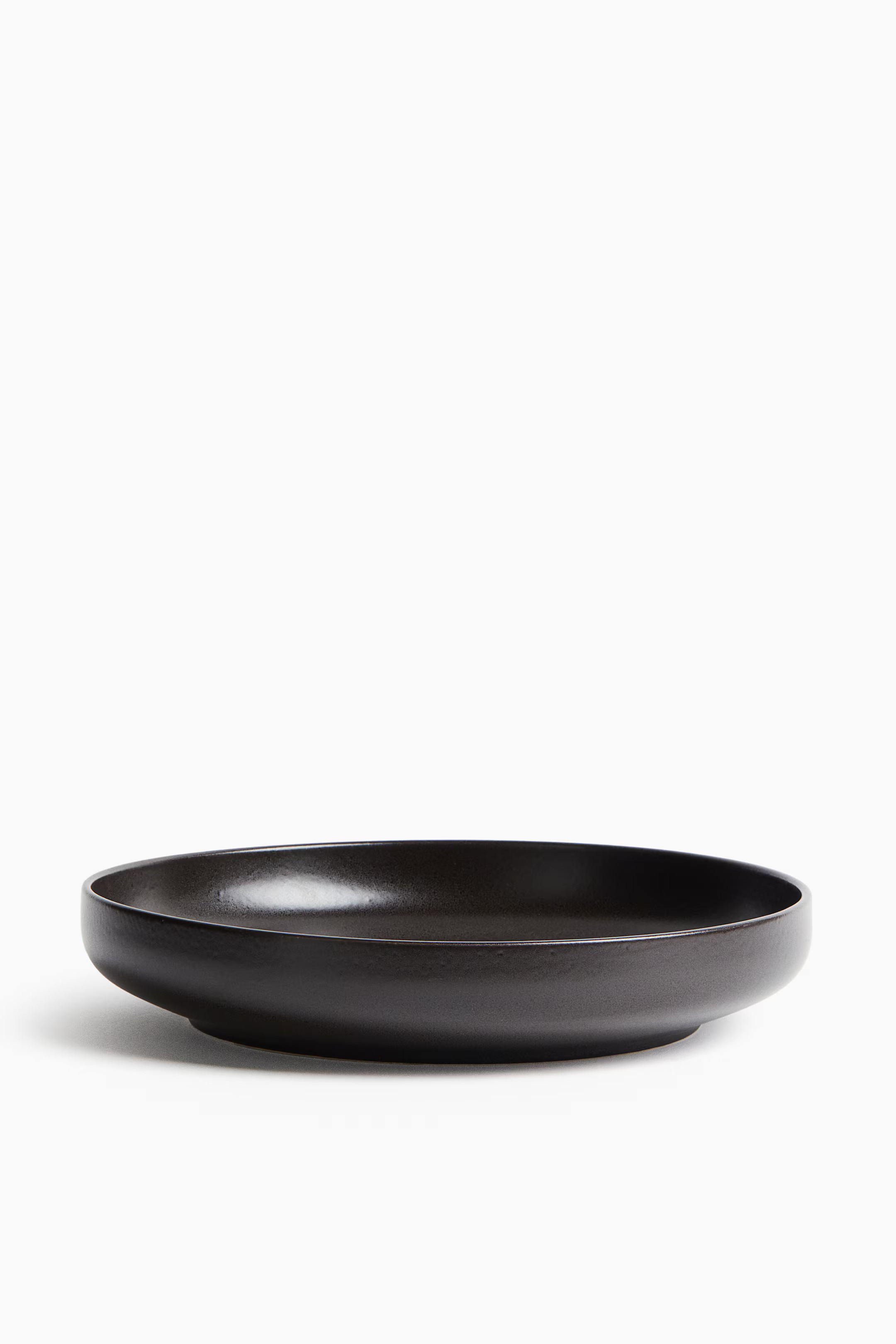 Reactive-Glaze Stoneware Serving Bowl | H&M (US + CA)