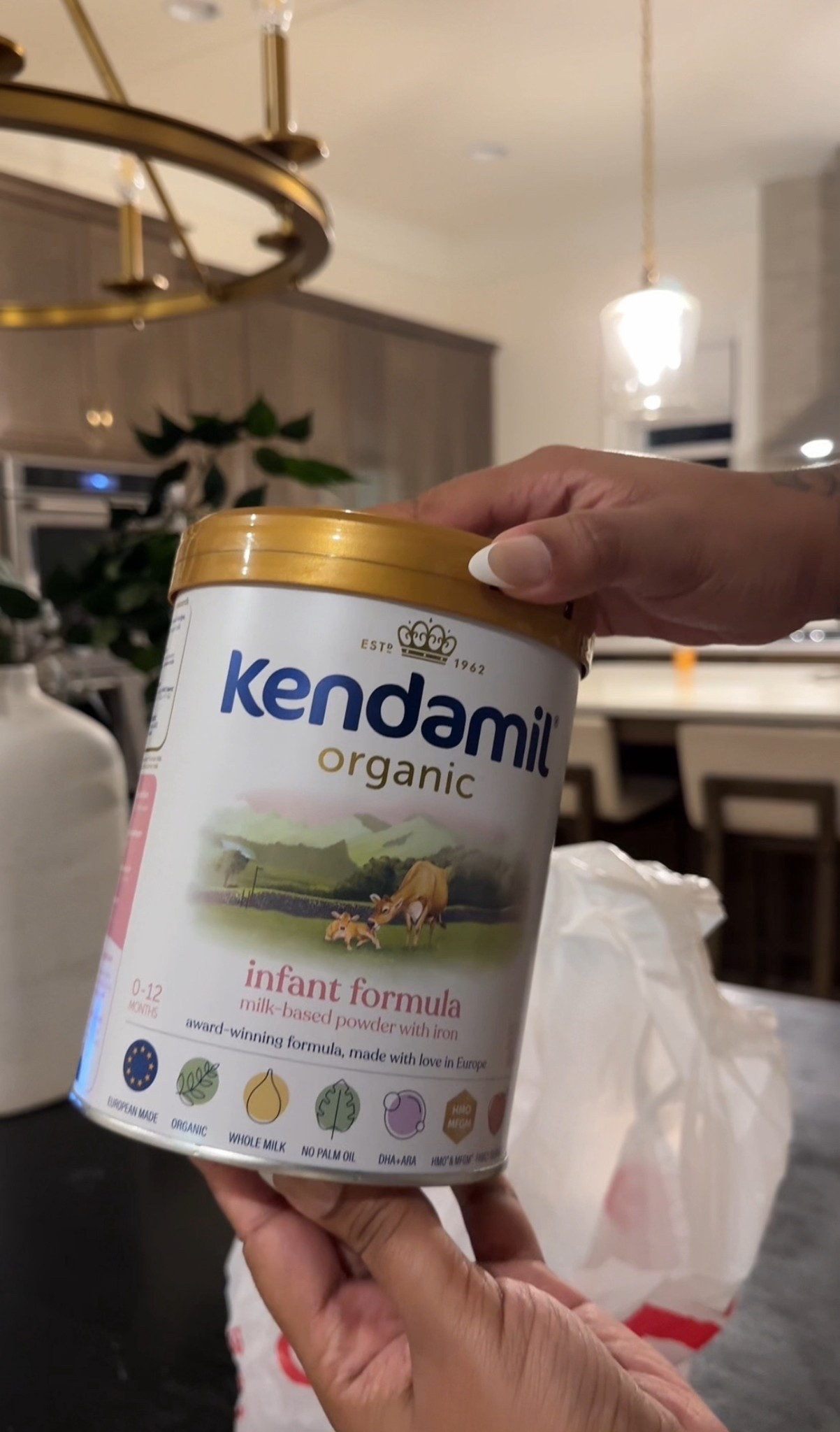 
#ad Combo feeding saved my sanity 🫶
The guilt almost got me, but the relief after? unmatched.

@Kendamil.USA formula made the switch to formula feel so much easier for us, and pairing that with using the @babybrezza formula pro and @drbrowns anti-colic glass bottle?!? I’d say that is a mommy win for me!
You can find it at @Target 🤍

#BabyBrezza #KendamilPartner
#MyDrBrownsBaby #TargetPartner
