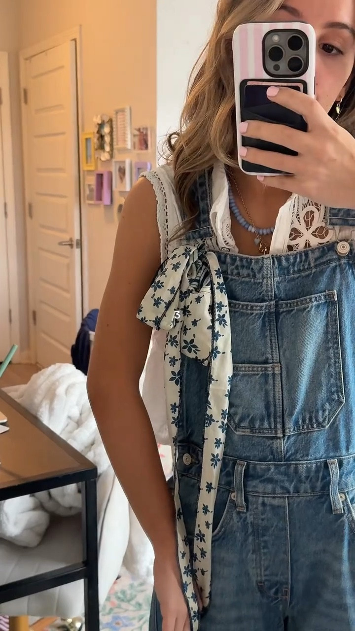 wearing an xs in overalls!! and u need this scarf for $28! 

#LTKSpringSale #LTKSeasonal #LTKootd