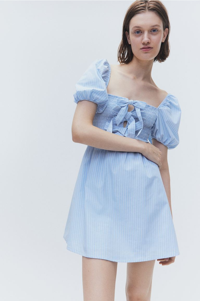 Bow Detail Puff Sleeve Dress - Square neckline - Short sleeve - Light blue/Stripe - Ladies | H&M ... | H&M (AU)