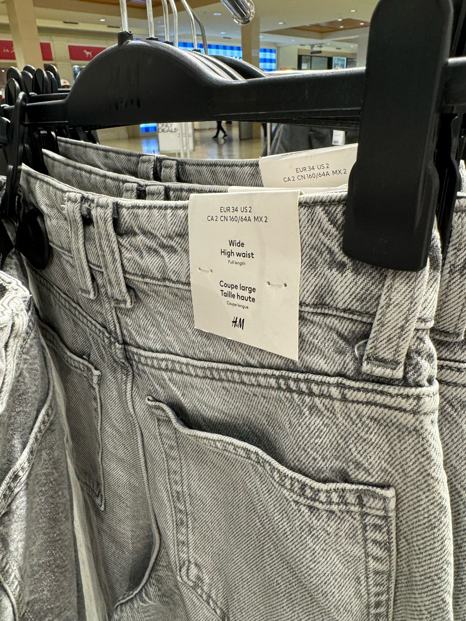 grey jeans!?!? Yes. 

H&M has a ton of affordable & cute fall grey jeans🩶

#LTKSeasonal #LTKFindsUnder100